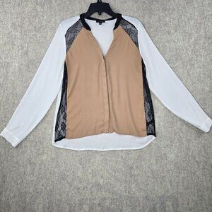Colorblock Long Sleeve Blouse With Lace Accents & Button Closure